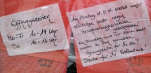 Montag den 5.11.2012 haben wir leider aufgrund von Verschönerungsarbeiten ganztägig geschlossen. Am Dienstag sind wir aber wieder zur normalen Öffnungszeit für Euch da.