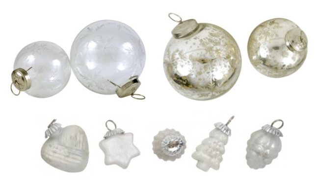 Links oben: Ib-Laursen verschieden große Christbaumkugeln aus Glas mit Schneeflockenmuster (024000); rechts oben: Ib-Laursen verschiedene Größen für Christbaumkugeln in Antik-Silber Schneeflockenmuster (024012); unten: Tüte mit 10 Glaskugeln in 5 Varianten von Ib Laursen, Bauernsilber in mattweiß Höhe bis 4,5 cm (8503-50)