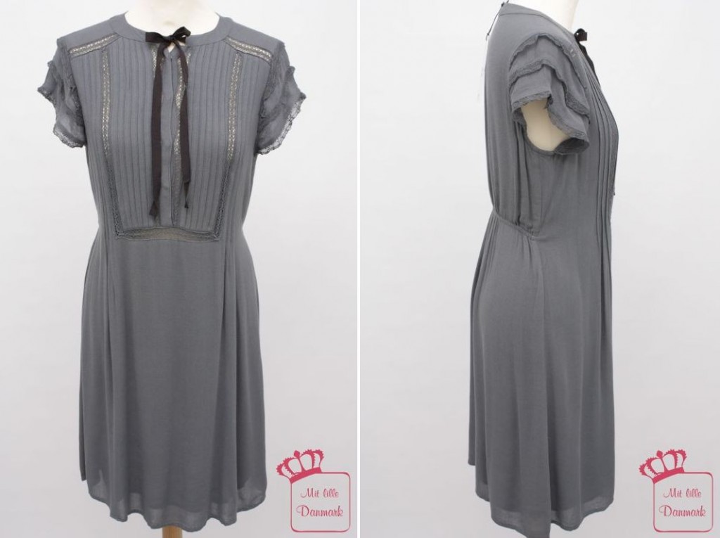 Winter-Kollektion 2012 von Noa-Noa: Das Kleid "Crepe de luxe" (1-1929-1) in der Farbe "Turbulence" (Grau).