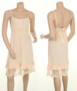 Spitzenkleid Asta von Miel in Peach